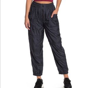 Free People active joggers 🦋